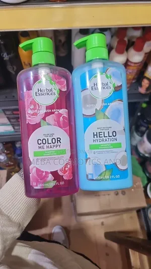 Colour Me Happy Essence Shampoo