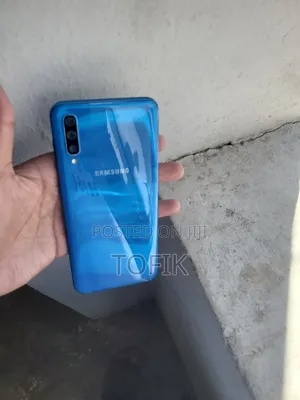 New Samsung Galaxy A50 128 GB Blue