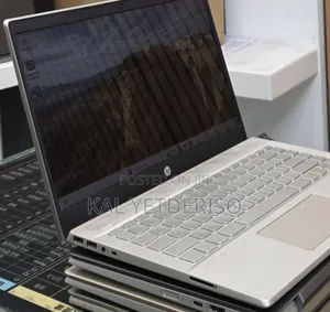 New Laptop HP Pavilion 11 8GB Intel Core i5 SSD 512GB
