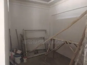 3bdrm Condo in Ayat, Yeka for sale