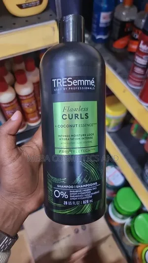 Tresemmé Coconut Shampoo
