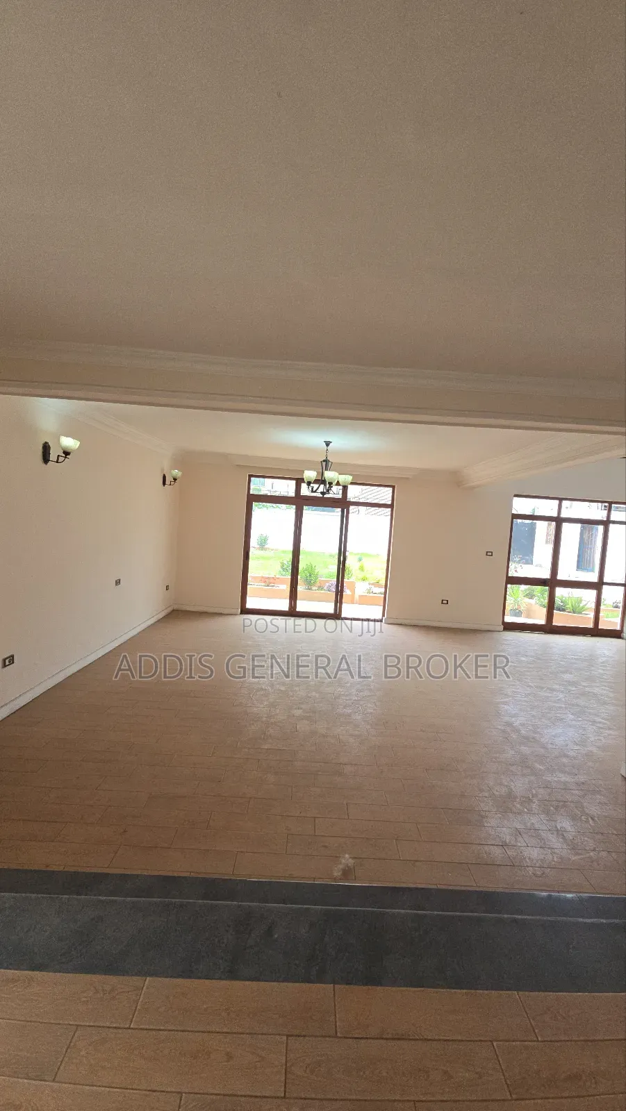 6bdrm House in Lebu, Nifas Silk-Lafto for sale