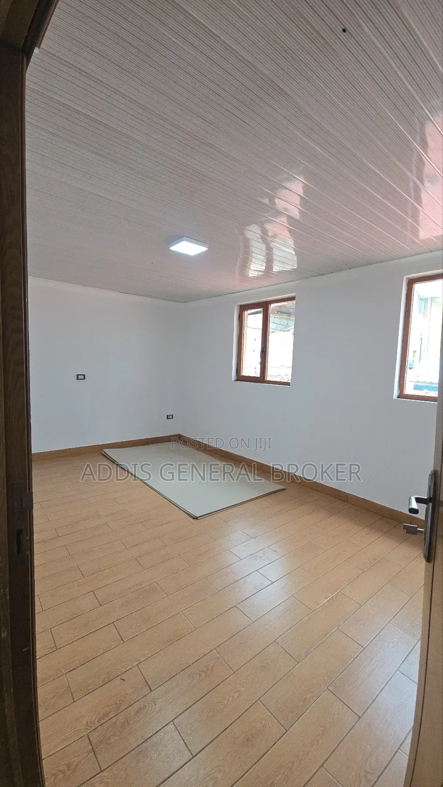 6bdrm House in Lebu, Nifas Silk-Lafto for sale