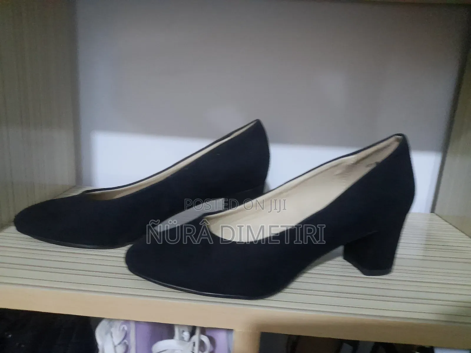 Womens Shoes