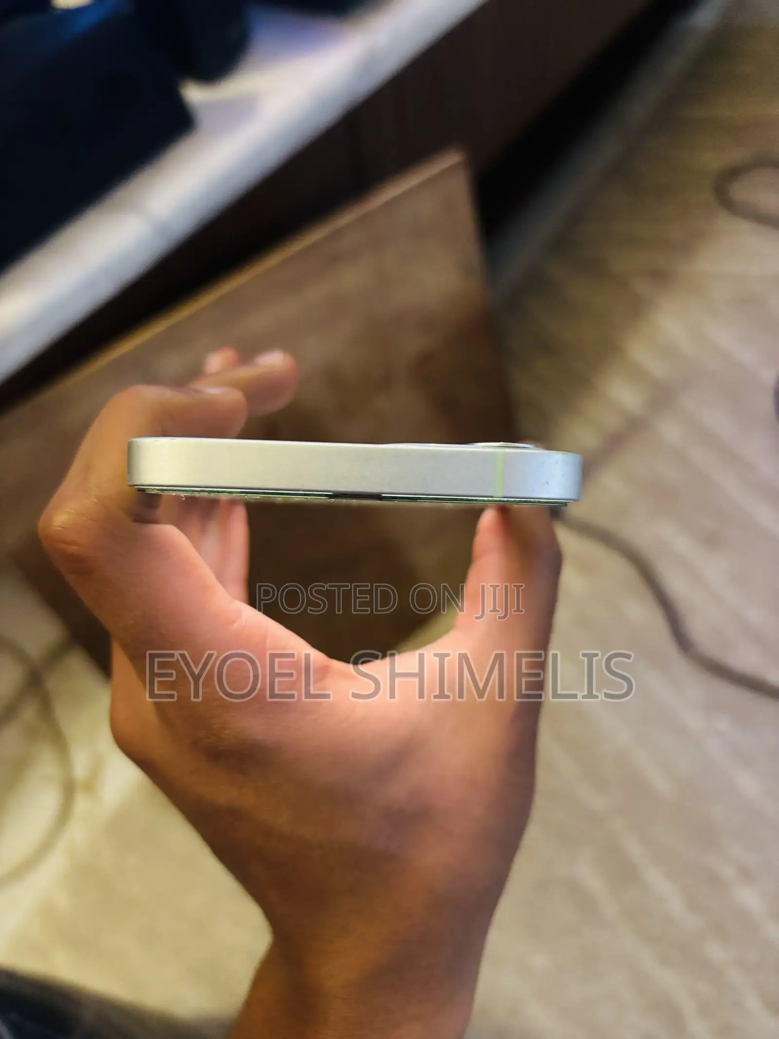 Apple iPhone 12 64 GB