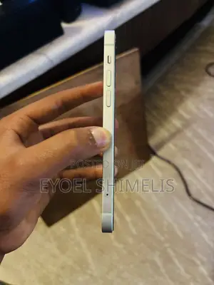 Apple iPhone 12 64 GB