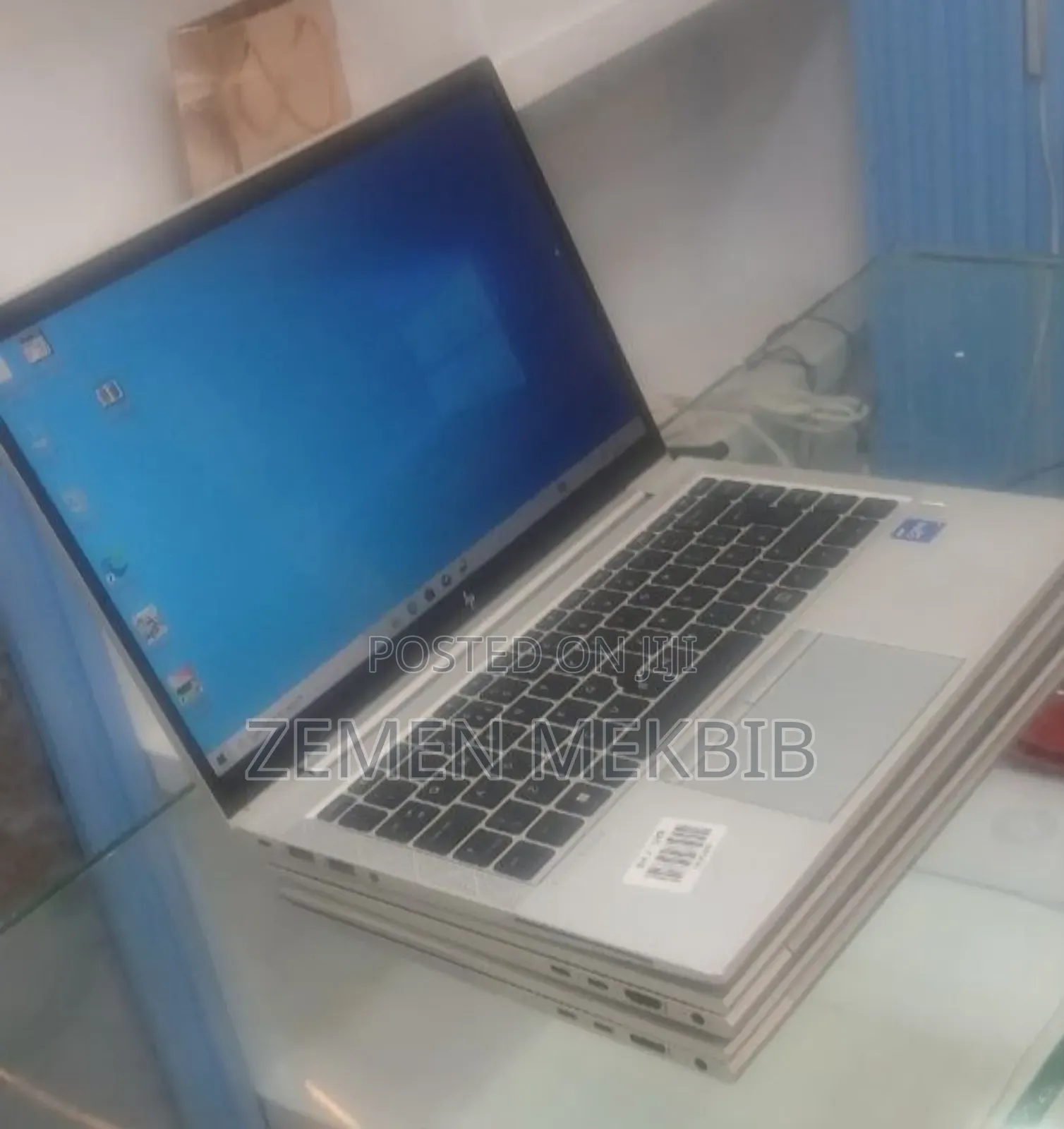 New Laptop HP EliteBook 840 G8 16GB Intel Core i7 SSD 512GB