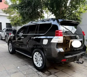 Toyota Land Cruiser Prado 2014 Matt Black