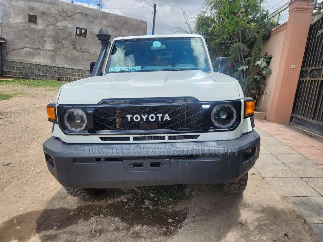 Toyota Land Cruiser 2019 Off white