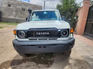 Toyota Land Cruiser 2019 Off white