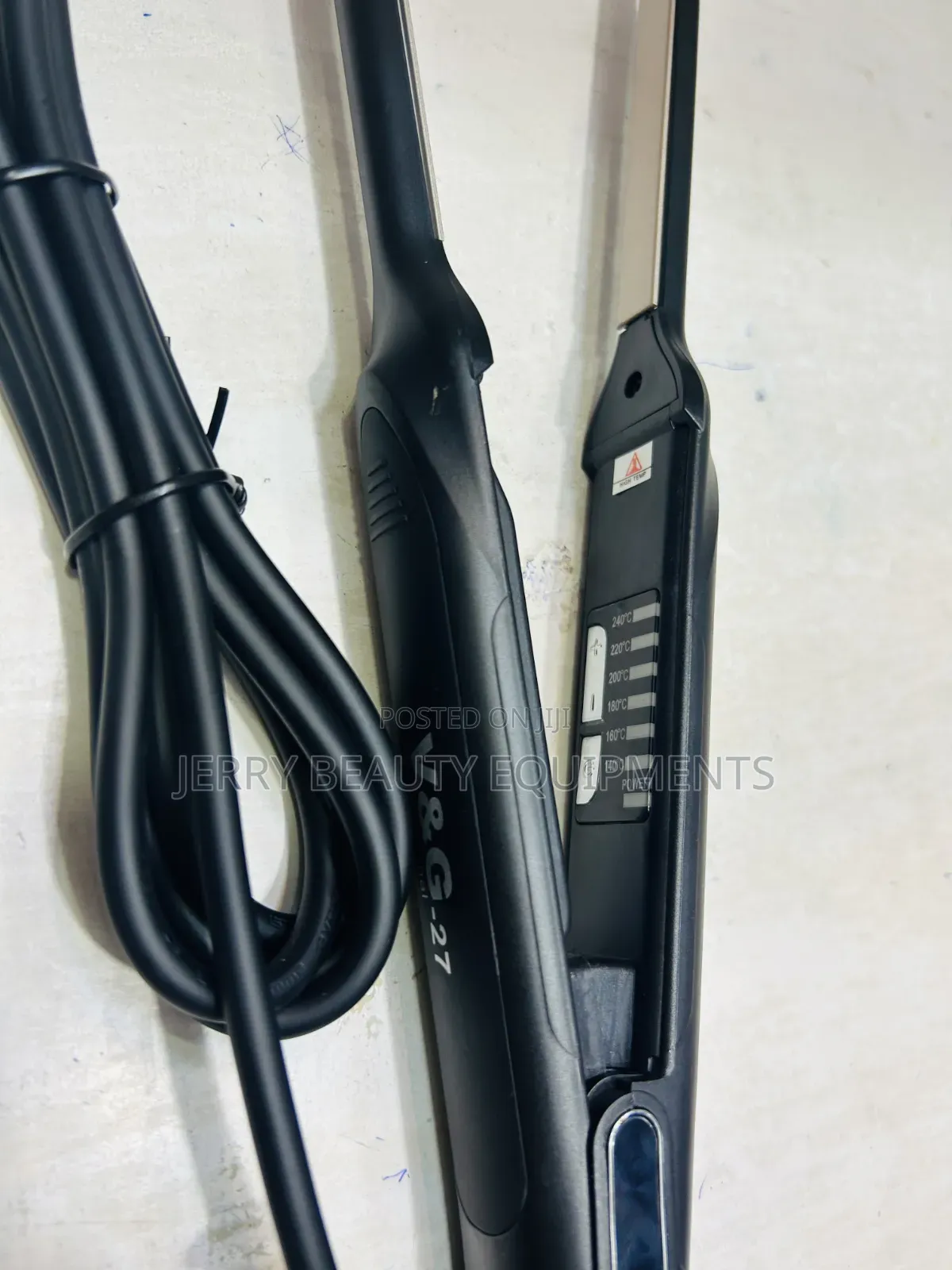 V G V26 Professional Hair Iron