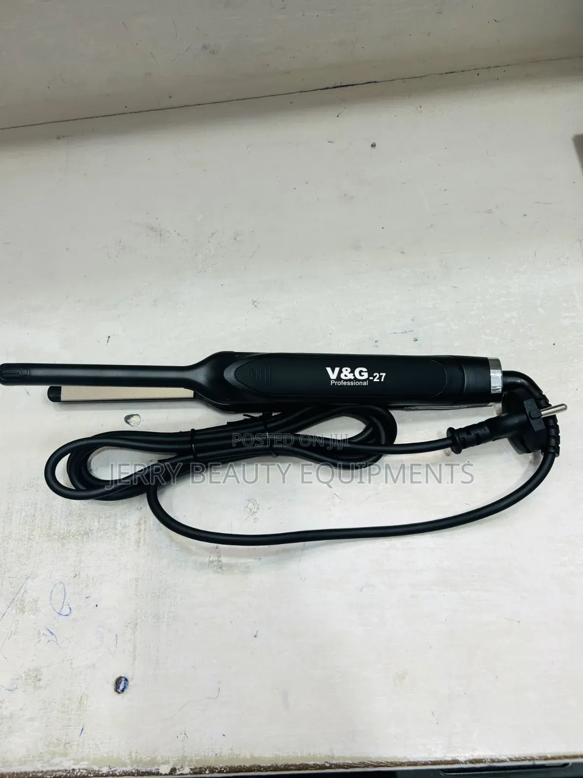 V G V26 Professional Hair Iron
