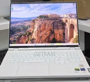 New Laptop Lenovo Legion Y740 16GB AMD Ryzen 7 SSD 1T