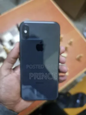 Apple iPhone X 64 GB Black