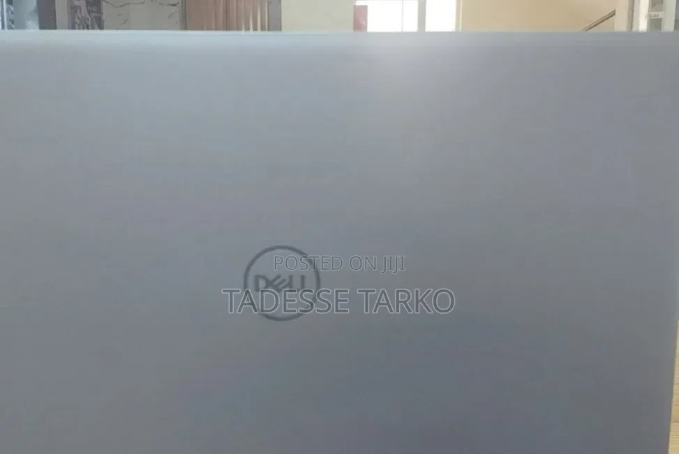 New Laptop Dell 16GB Intel Core i7 SSD 512GB