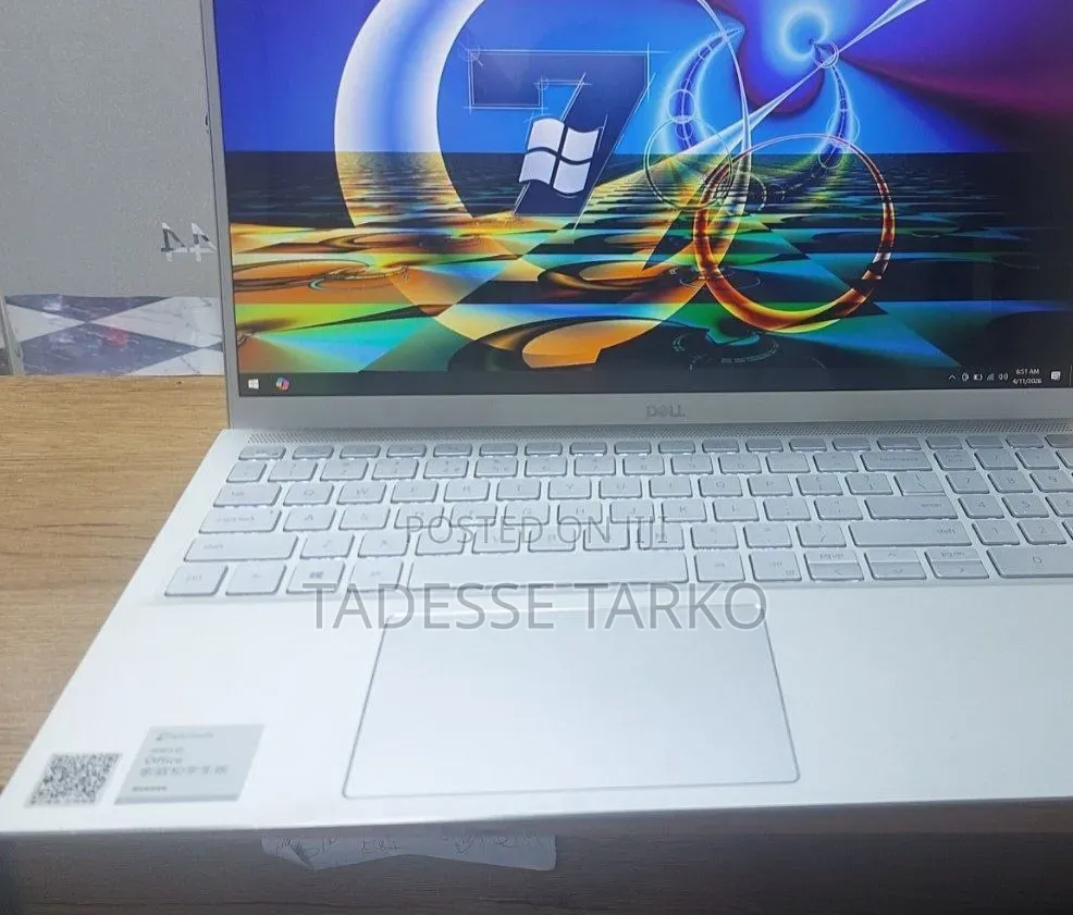 New Laptop Dell 16GB Intel Core i7 SSD 512GB