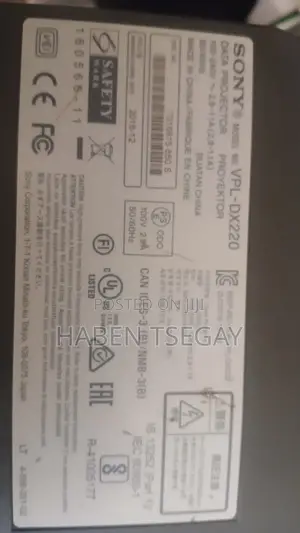 Sony Xga Projector – ጥሩ ሁኔታ – 40,000 Birr