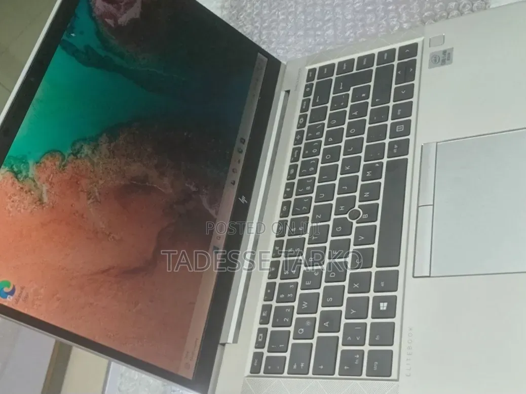 New Laptop HP EliteBook 840 G7 16GB Intel Core i5 SSD 512GB