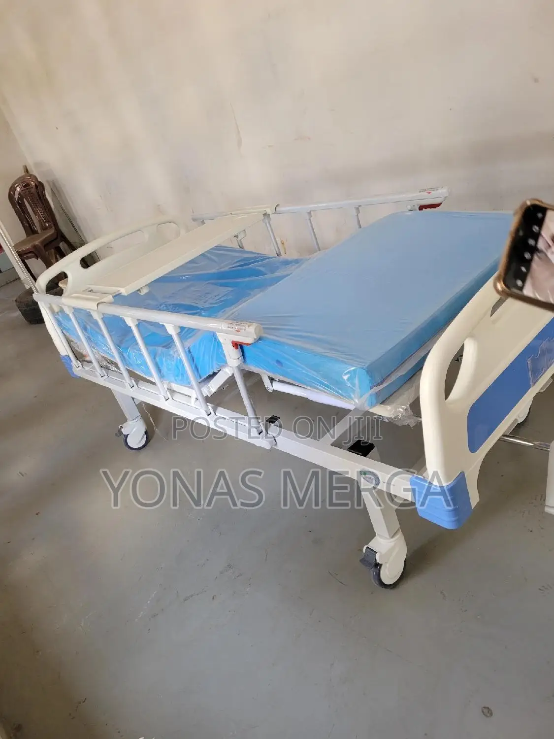 2 in 1 Imported Hospital Bed馭禽item Dimensions Lxwxh180x90x55 Centim