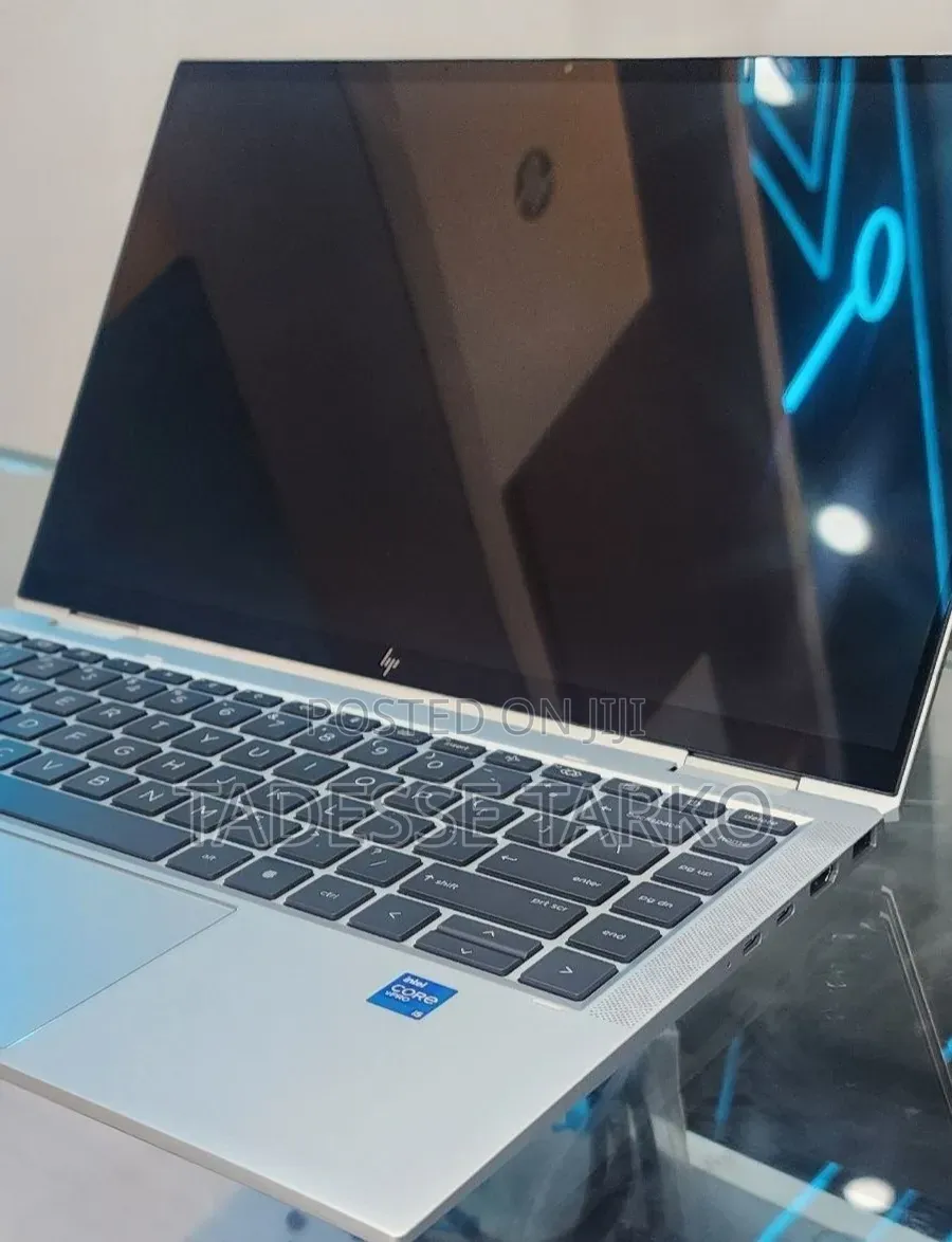 New Laptop HP EliteBook 1040 G8 16GB Intel Core i5 SSD 512GB