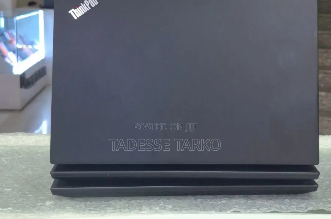 New Laptop Lenovo ThinkPad t495s 16GB AMD Ryzen 7 SSD 512GB