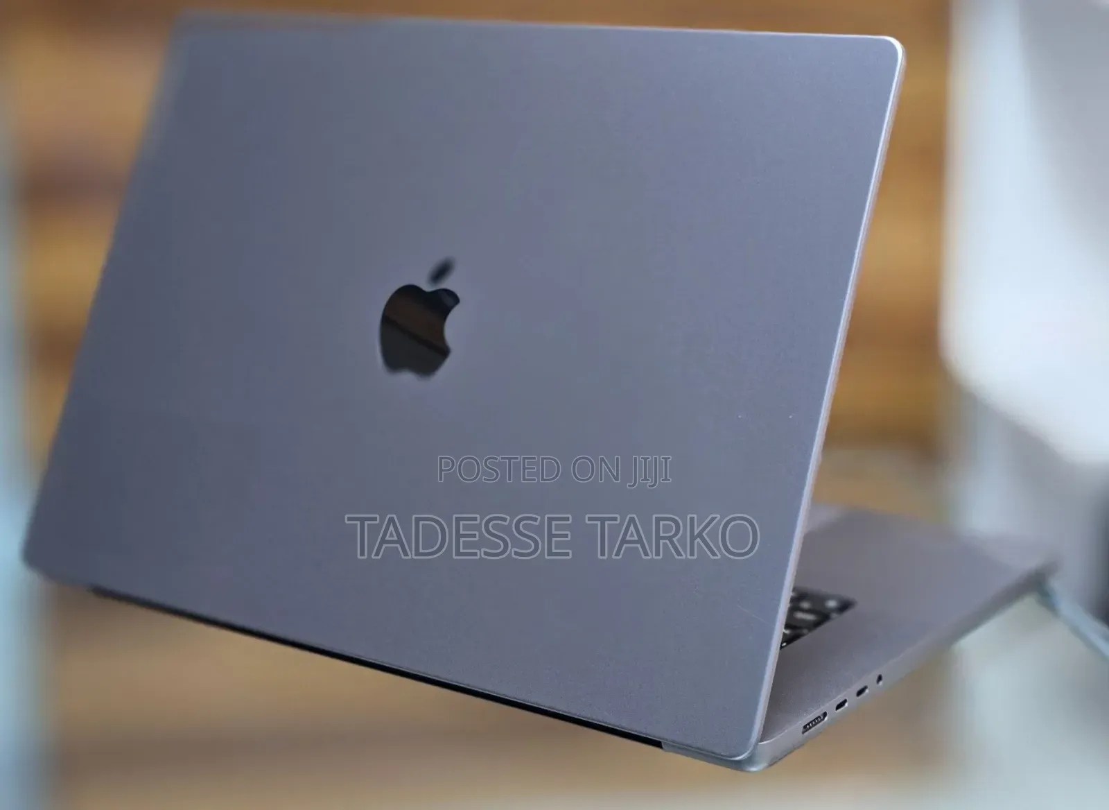 New Laptop Apple MacBook Pro M1 32GB Apple M1 Pro SSD 512GB