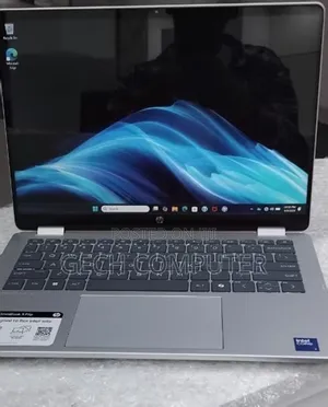 New Laptop HP OmniBook 5 Flip 16GB Intel Core i7 SSD 512GB