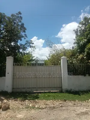 Furnished 7bdrm House in Dukam, East Shewa for sale