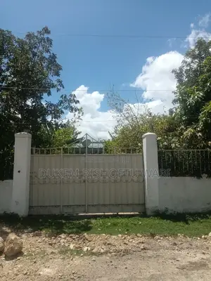 Furnished 7bdrm House in Dukam, East Shewa for sale