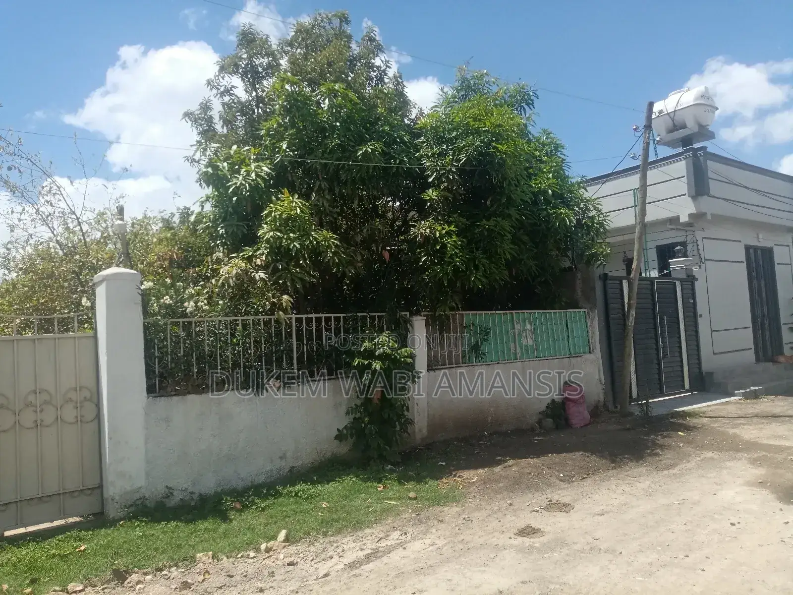 Furnished 7bdrm House in Dukam, East Shewa for sale