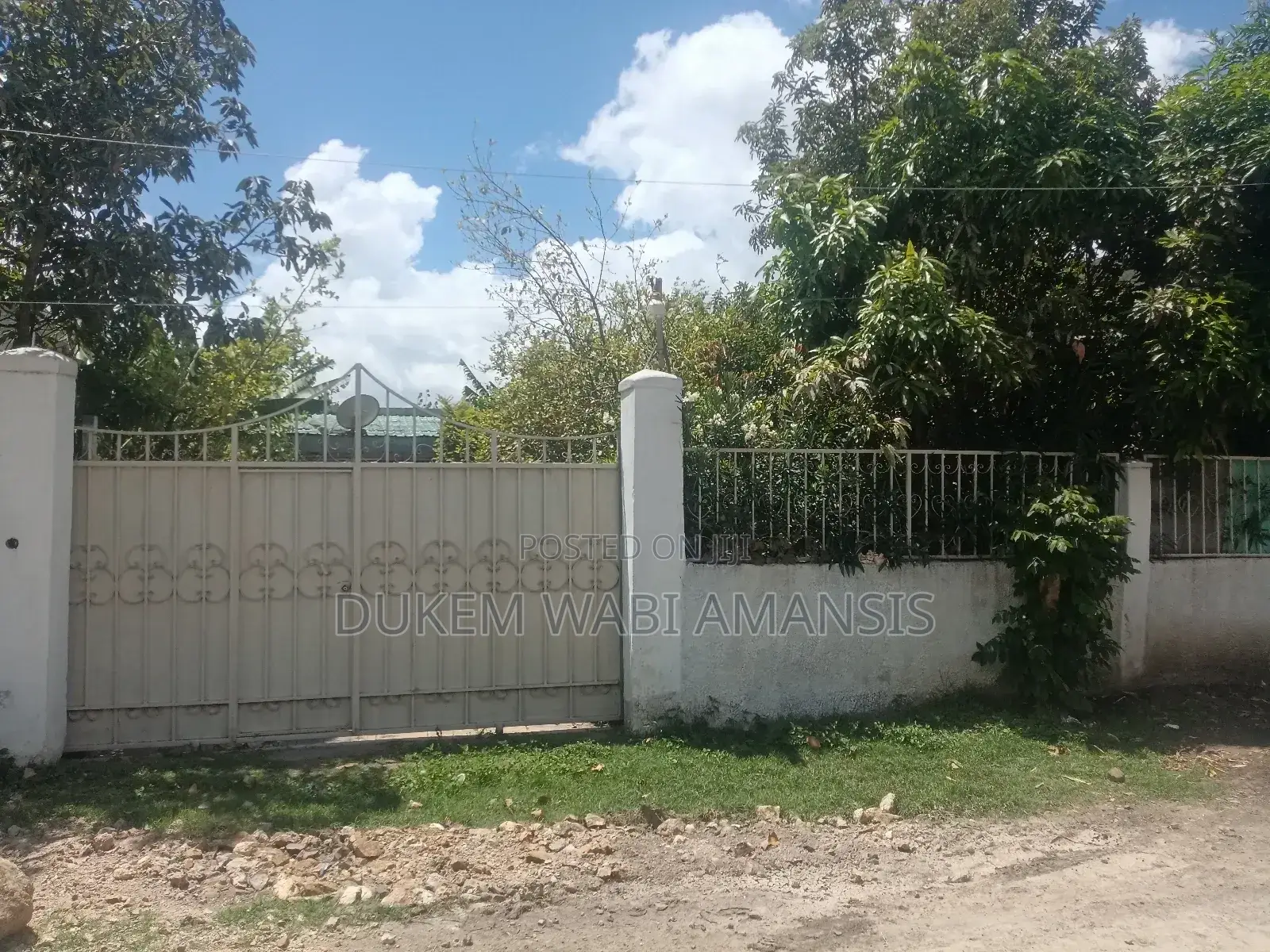 Furnished 7bdrm House in Dukam, East Shewa for sale