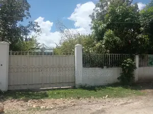 Furnished 7bdrm House in Dukam, East Shewa for sale