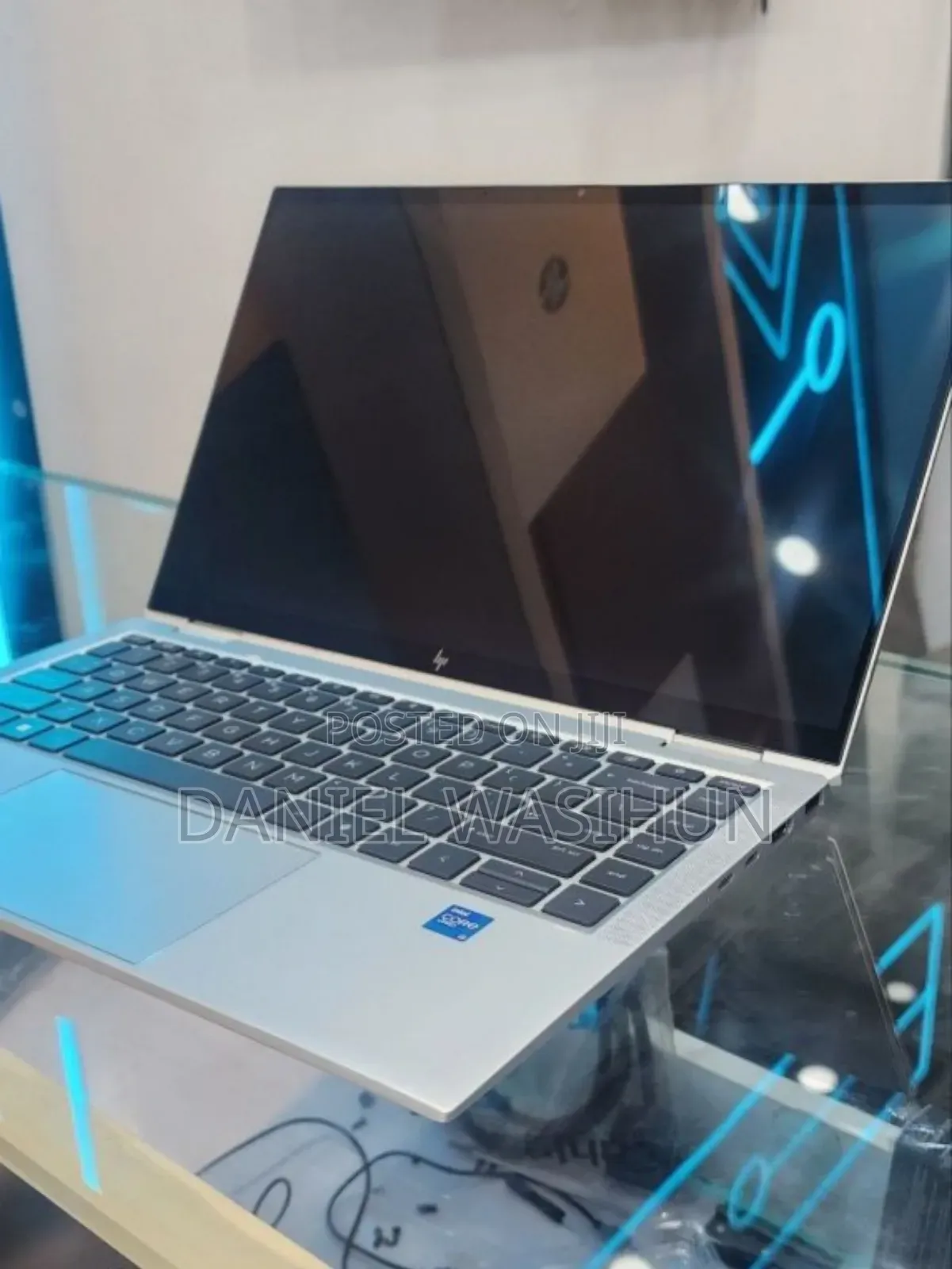 New Laptop HP EliteBook 1040 G8 16GB Intel Core i7 SSD 512GB