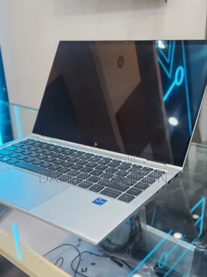 New Laptop HP EliteBook 1040 G8 16GB Intel Core i7 SSD 512GB