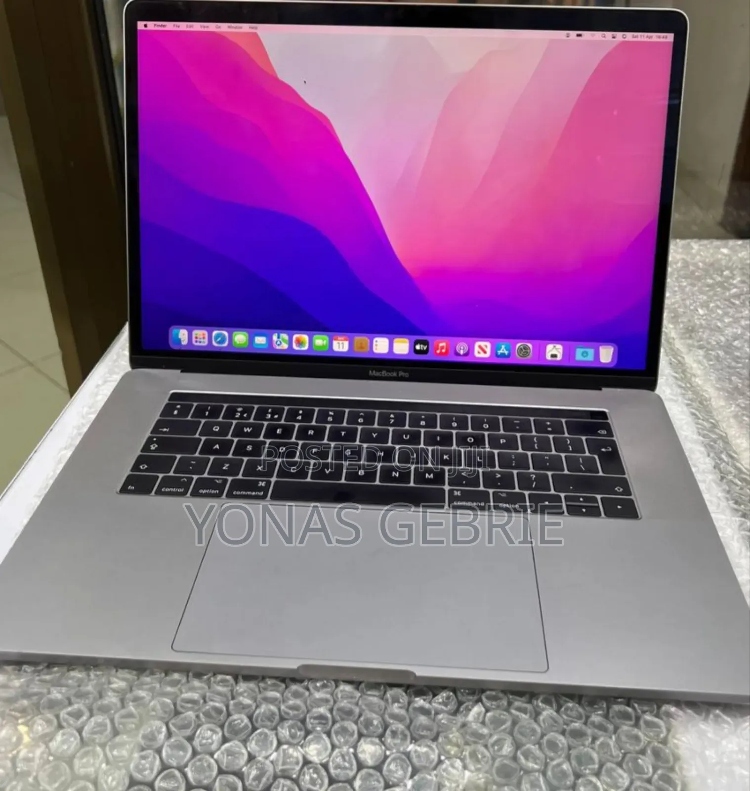 New Laptop Apple MacBook 16GB Intel Core i7 SSD 512GB