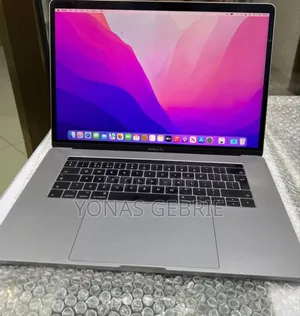 New Laptop Apple MacBook 16GB Intel Core i7 SSD 512GB