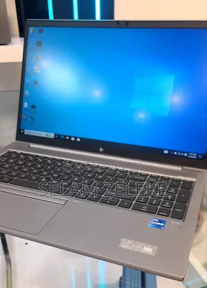New Laptop HP ZBook Studio G8 16GB Intel Core i7 SSD 512GB