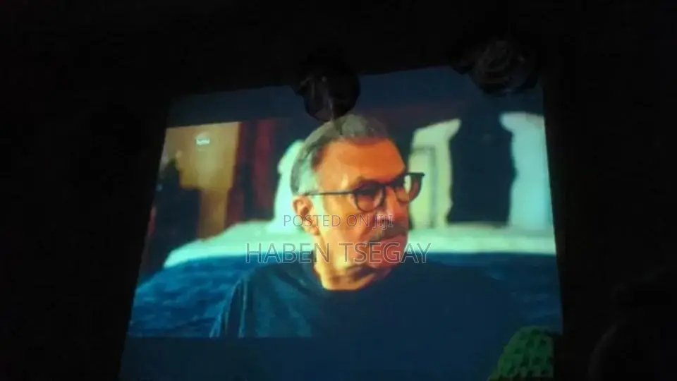 Sony Xga Projector – ጥሩ ሁኔታ – 40,000 Birr