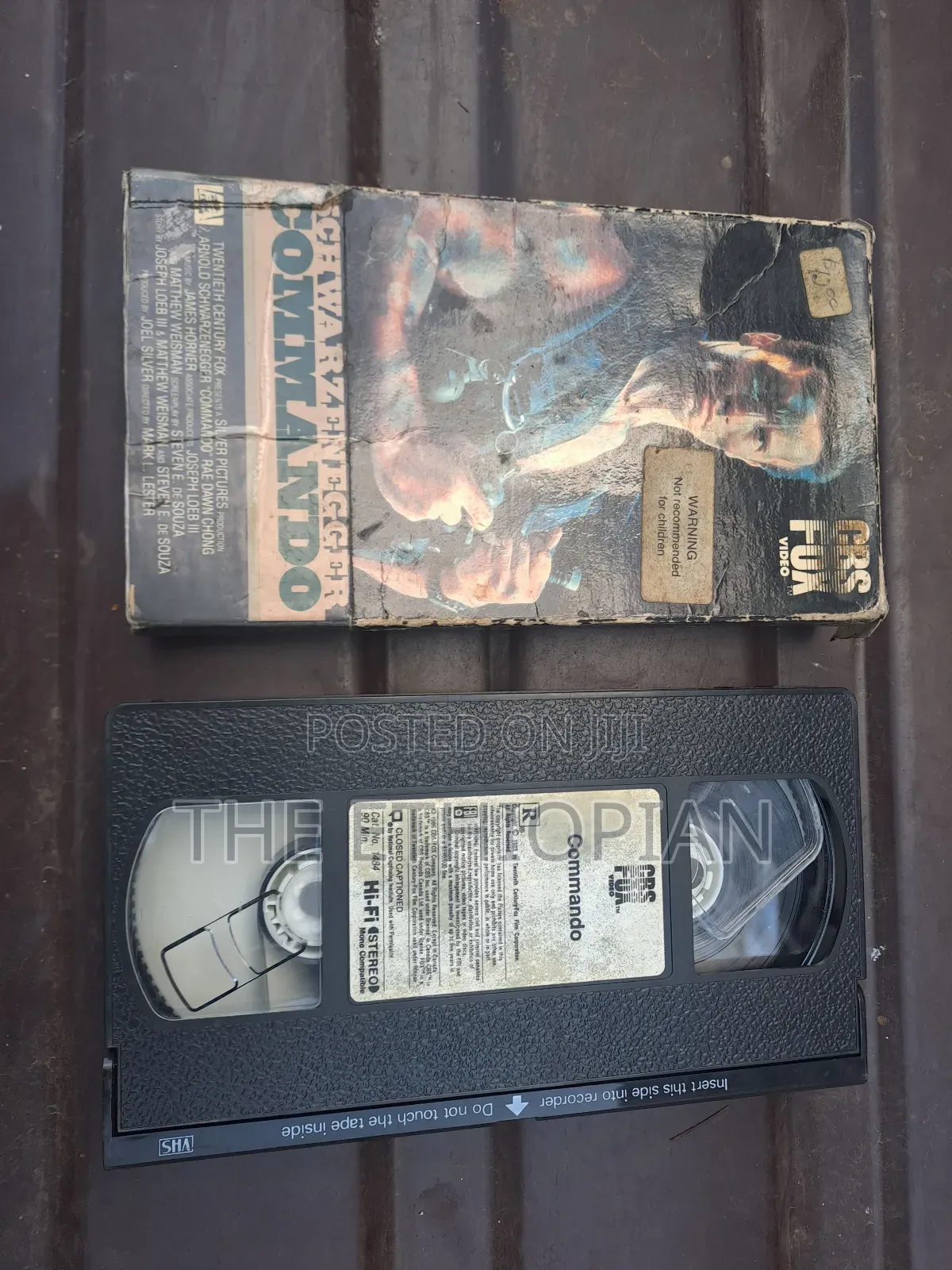 Video Cassette የዱሮ ዴክ ፊልም።