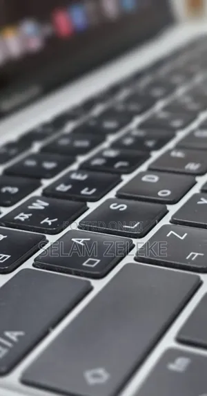 New Laptop Apple MacBook Air 2020 M1 8GB SSD 512GB