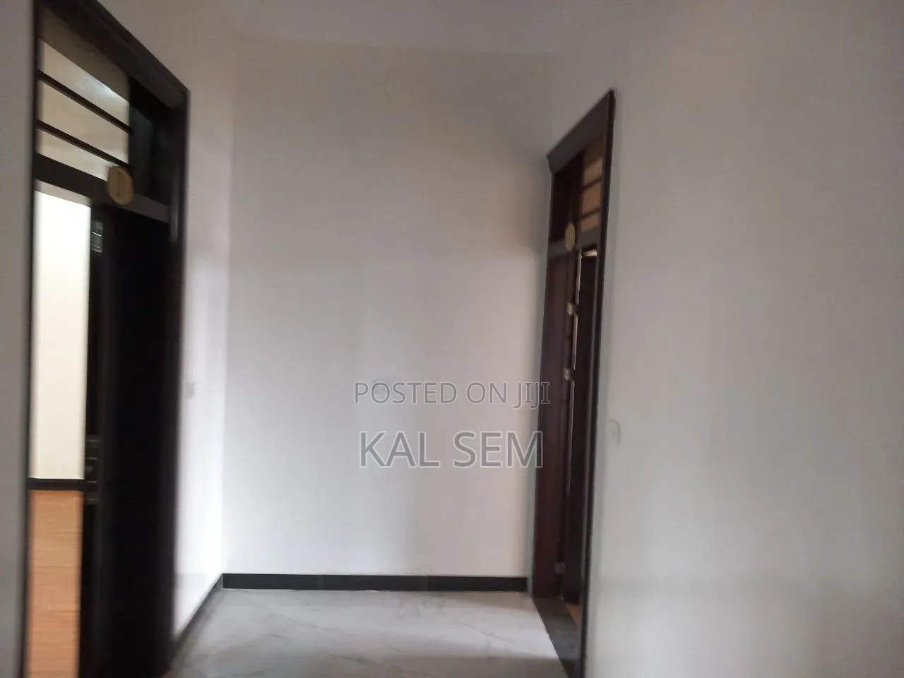 4bdrm Apartment in Bole for sale