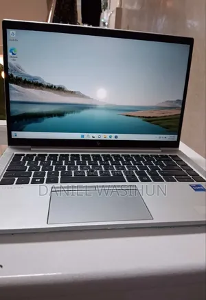 New Laptop HP EliteBook 840 G8 16GB Intel Core i5 SSD 512GB