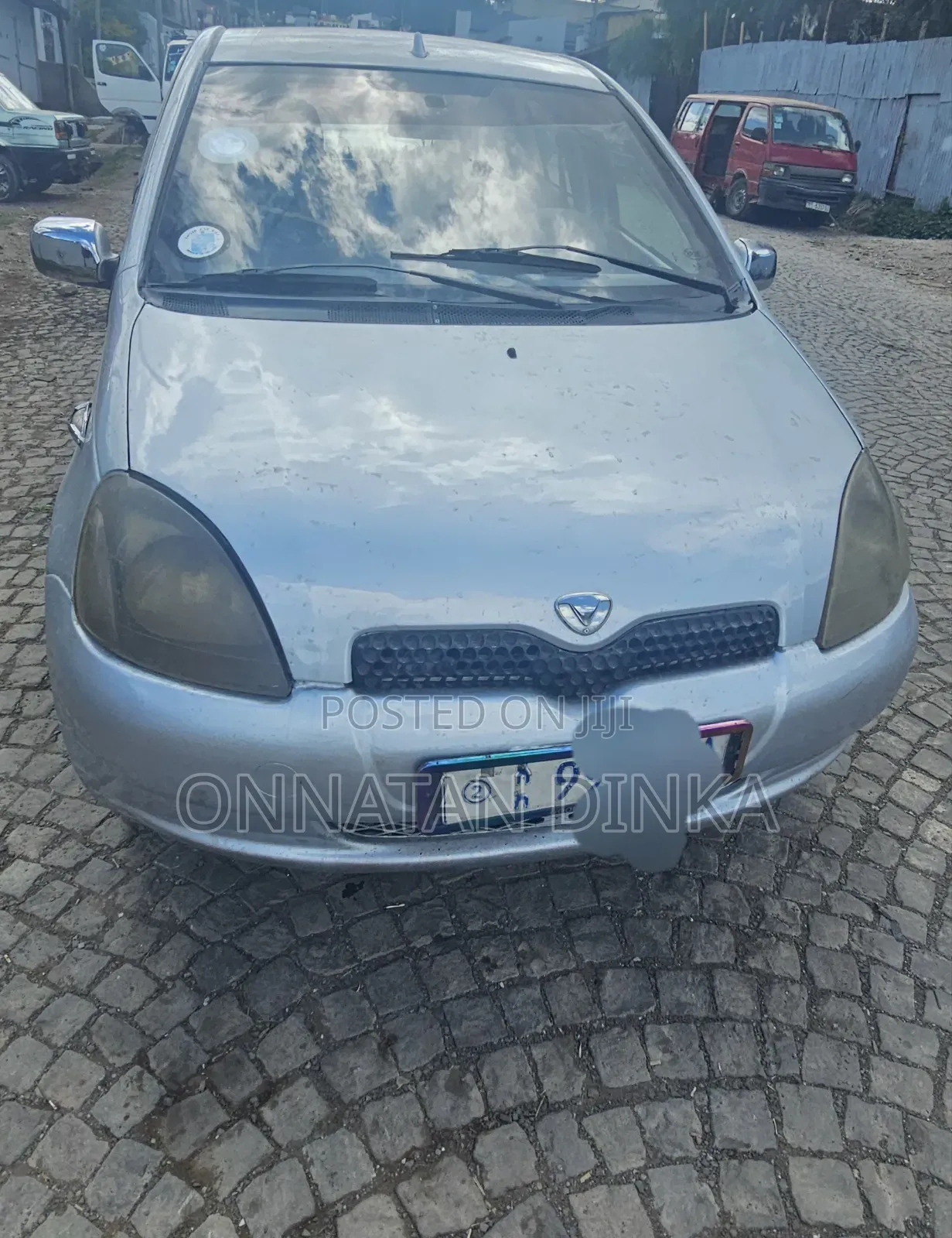 Toyota Vitz 1.0 FWD 3dr 2000 Silver
