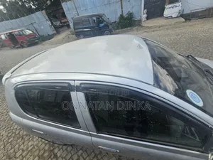 Toyota Vitz 1.0 FWD 3dr 2000 Silver