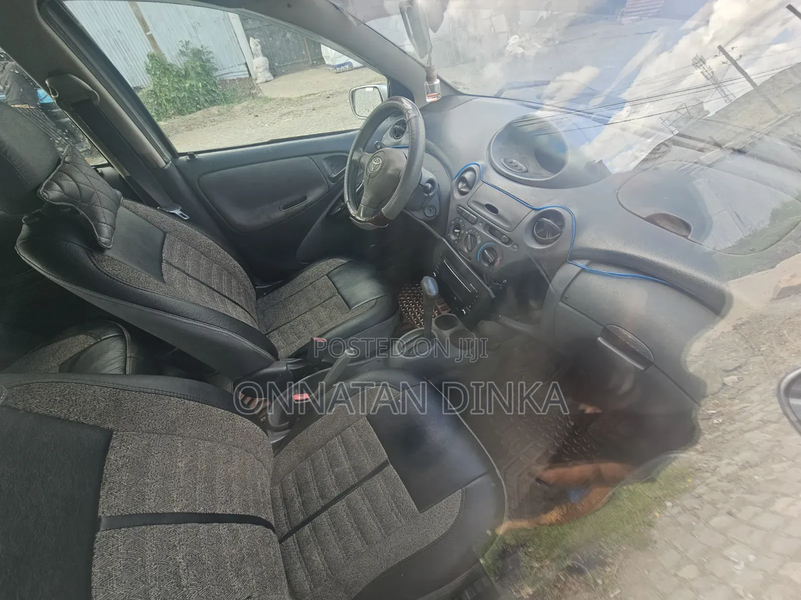 Toyota Vitz 1.0 FWD 3dr 2000 Silver