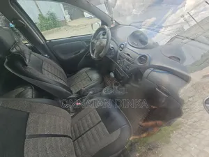 Toyota Vitz 1.0 FWD 3dr 2000 Silver