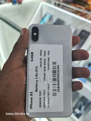 New Apple iPhone XS 64 GB White
