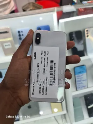 New Apple iPhone XS 64 GB White
