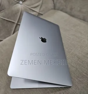 New Laptop Apple MacBook Pro 2019 32GB Intel Core i9 SSD 1T