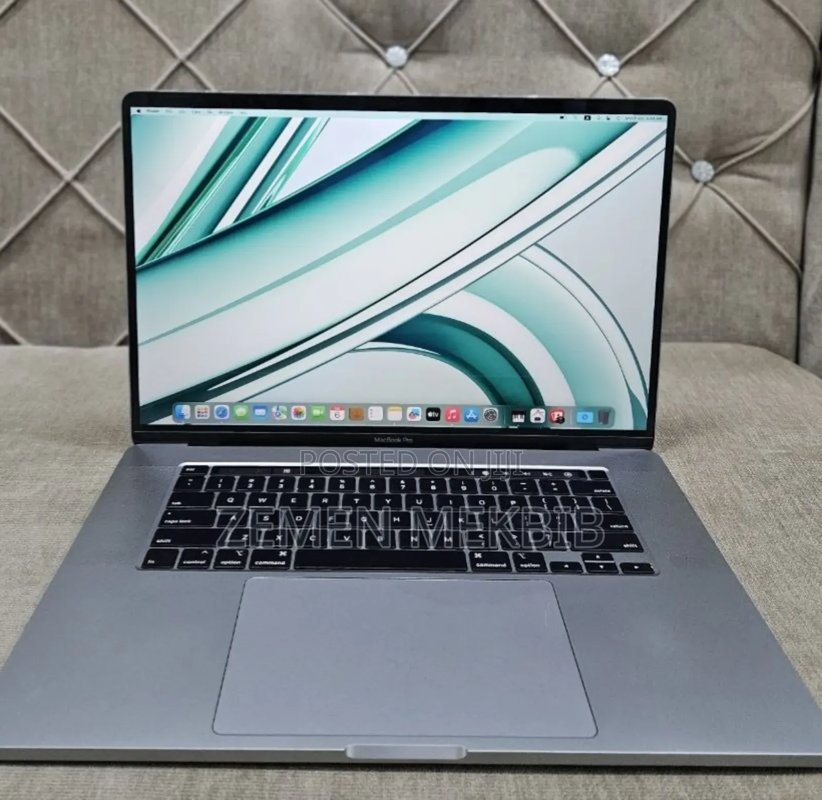 New Laptop Apple MacBook Pro 2019 32GB Intel Core i9 SSD 1T